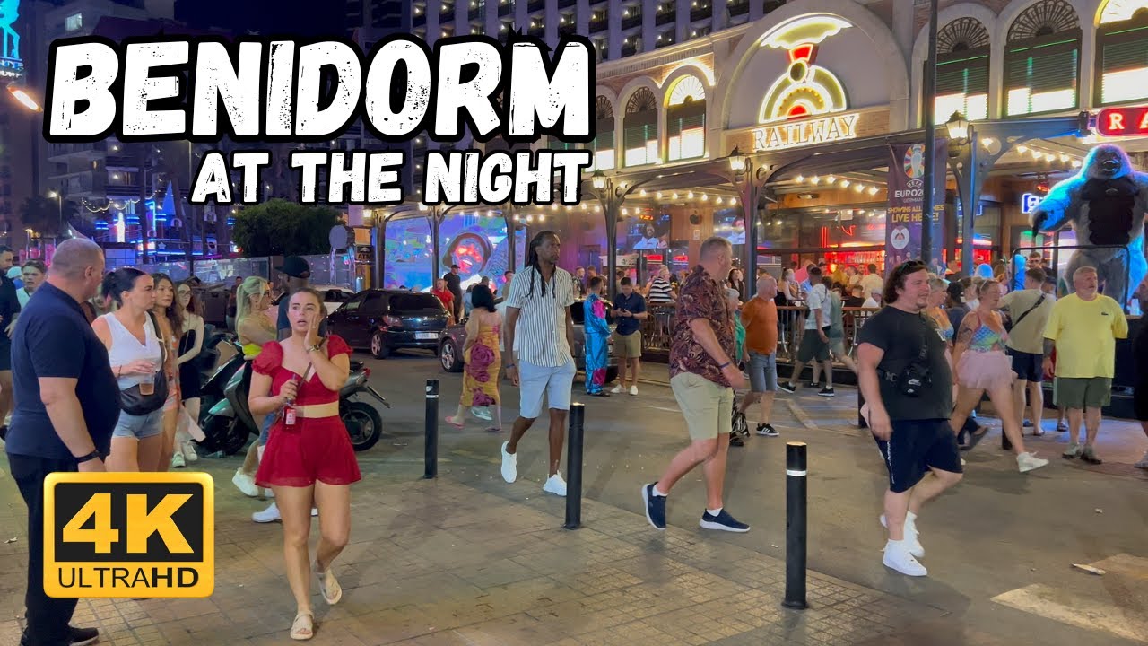 💃 Benidorm Nightlife | Walking Tour in Benidorm, Spain [4K]