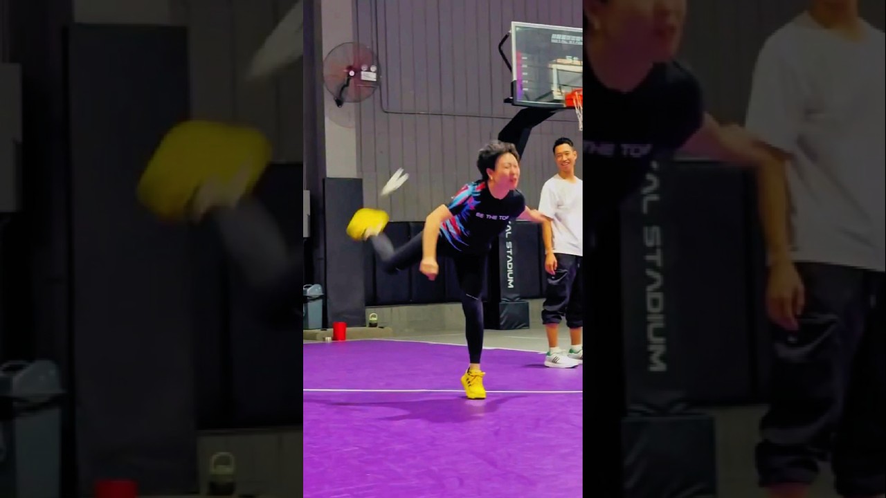 Foot Badminton Shuttlecock #jianzi #sports #shorts