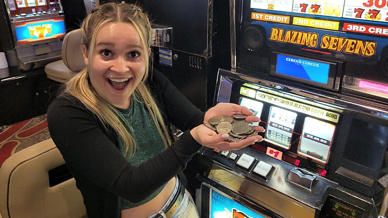 She Played for the JACKPOT on This Coin Slot in Vegas!