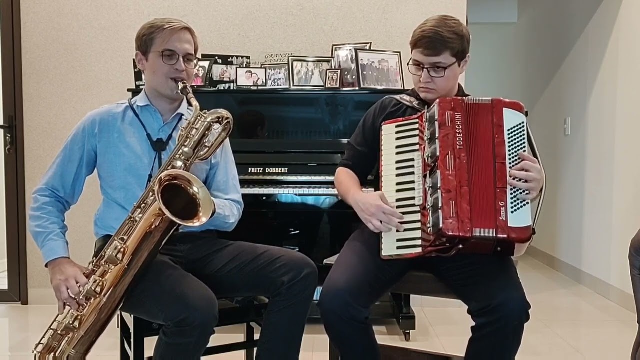 Hino 387 - Hinário 5 CCB - Sax Barítono & Acordeon