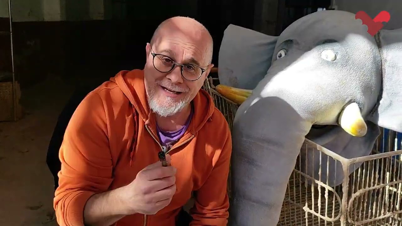 Xavi Castillo amb les cròniques del Ventorro IV
