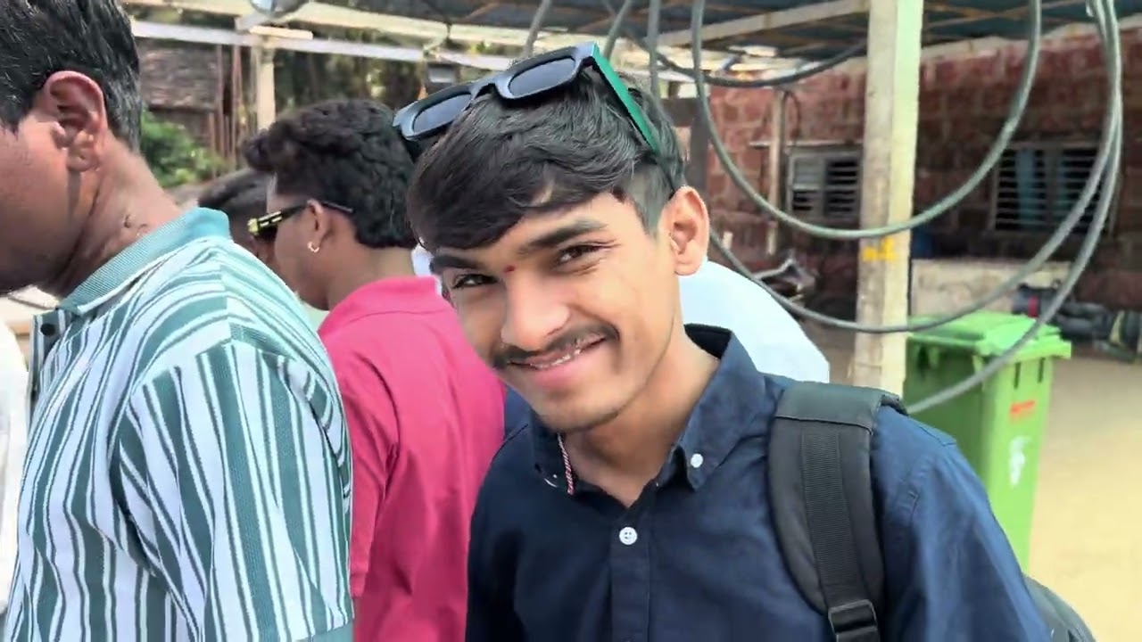 निवती बीच वेंगुर्ला 🌊🦈🐬 Full Enjoy 😍#viralvideo #konkanpremi #buntyramane 