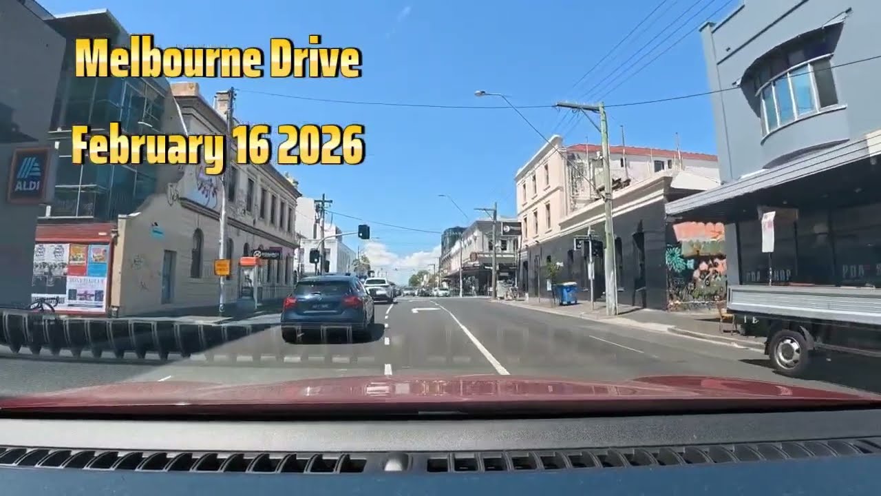 Melbourne Driving down Smith Street (Fitzroy)