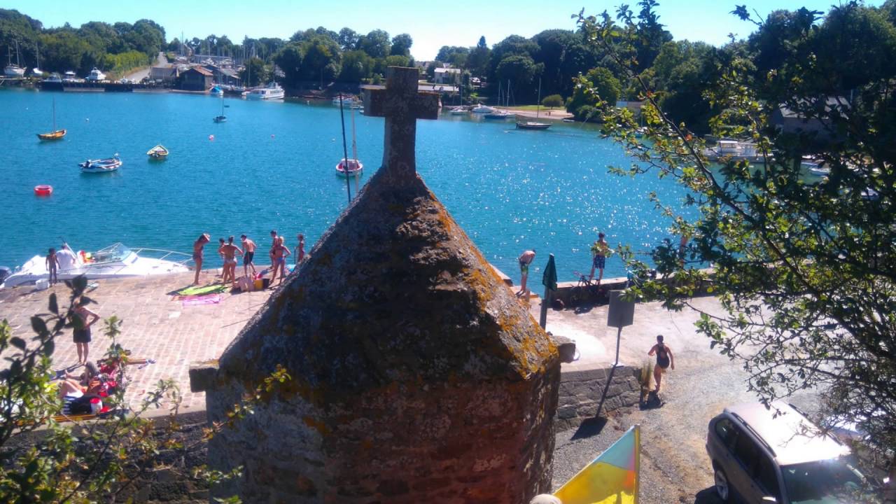 BRETAGNE : POINTE CANCAVAL A LA POINTE DU CRAPAUD