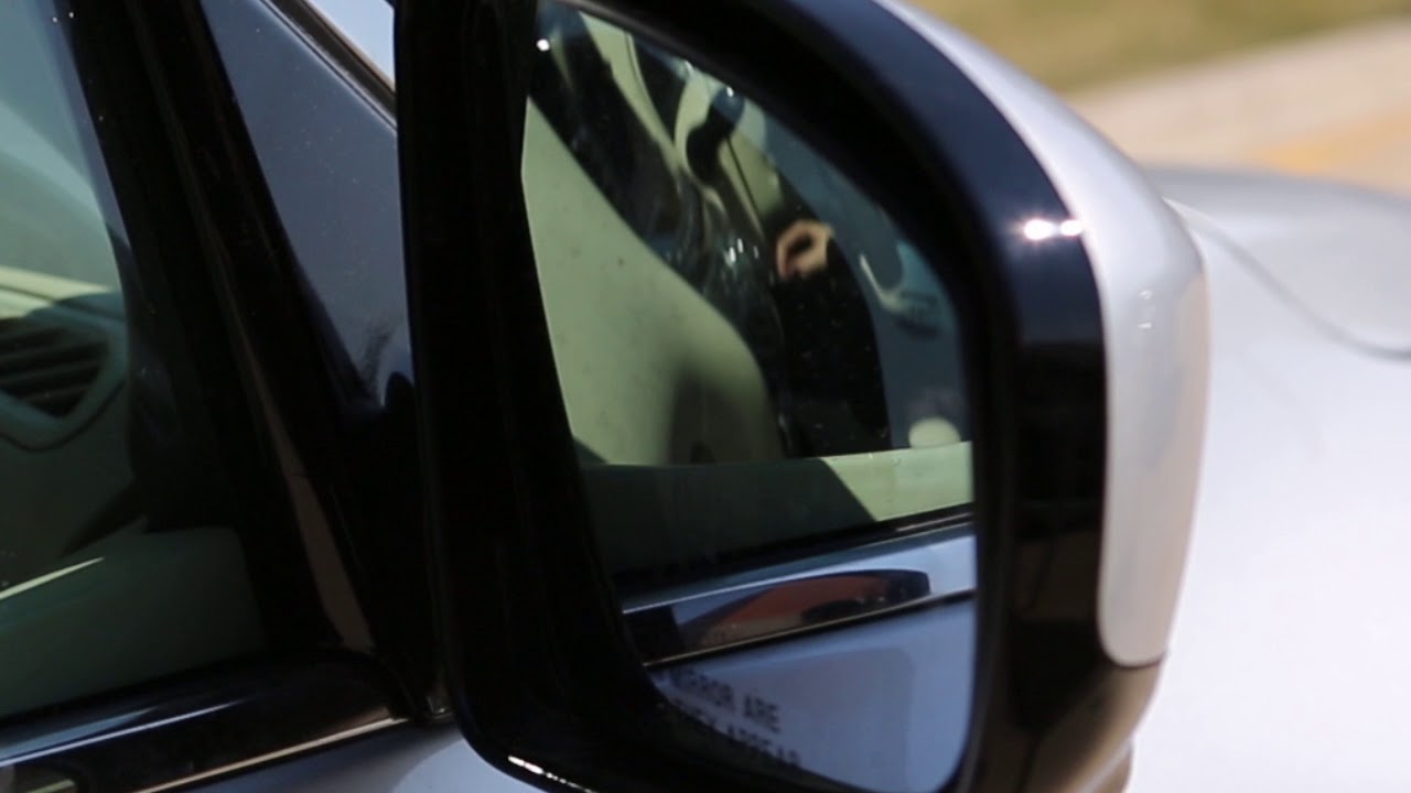 2019 INFINITI QX80 - Outside Mirror Adjustments