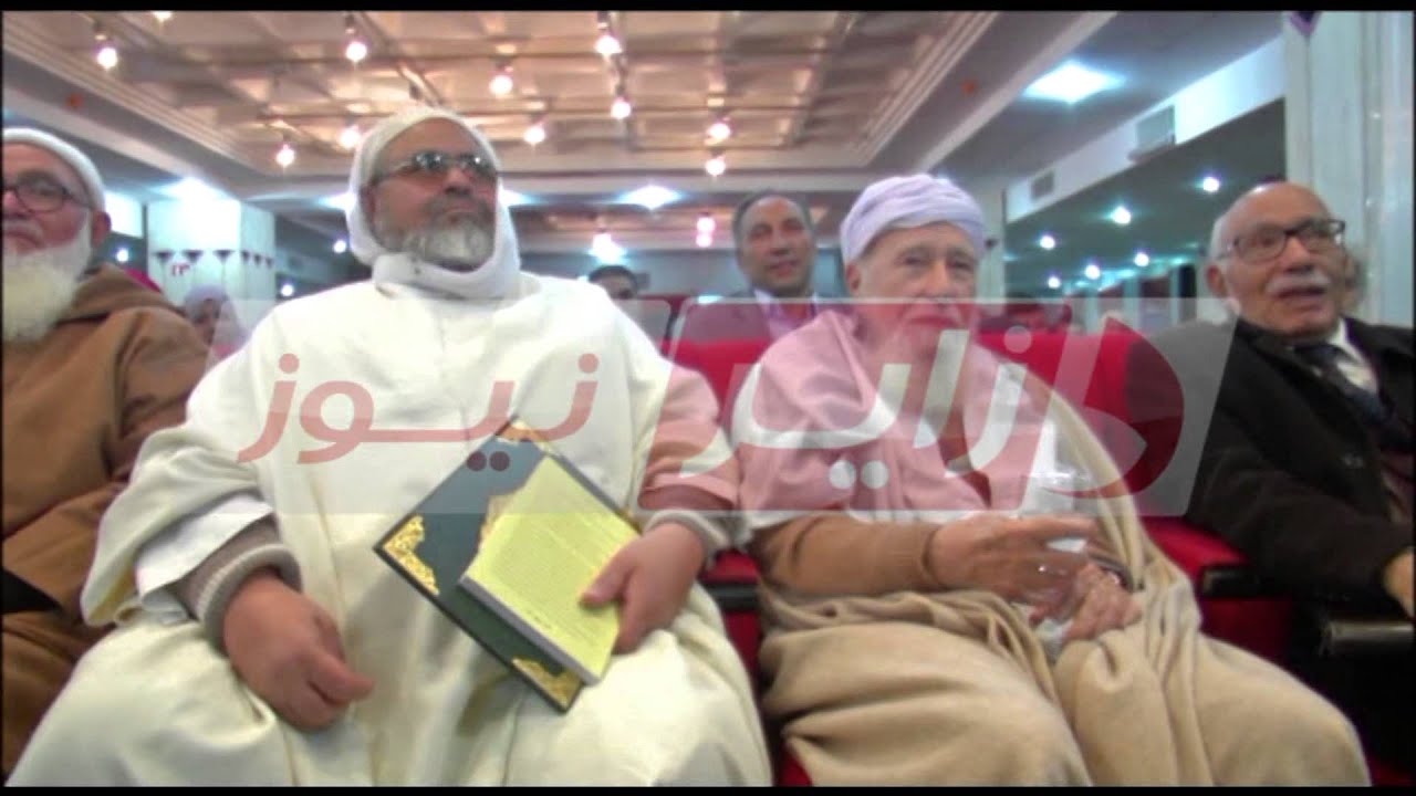 تكريم  الشيخ العلامة محمد الطاهر ايت علجت من طرف جمعية الكلمة للثقافة و الاعلام