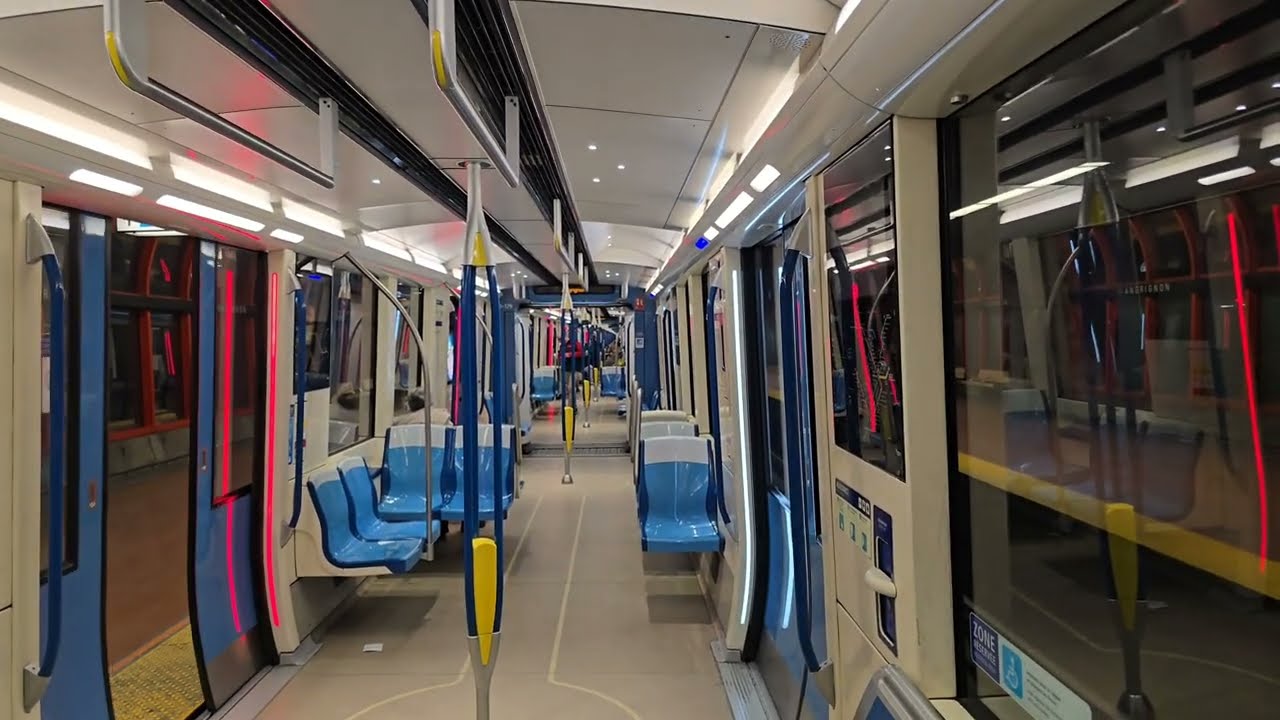🚇 Metro disruption in Montreal + emergency announcements and chimes 🟢 Thursday, May 1, 2025