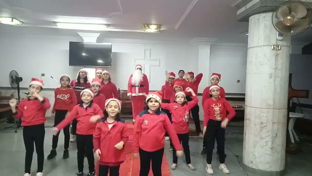 ترانيم كريسماس بالحركات جديده  مع فريق قربنا ليك 🥰🥰دوقوا الاجراس وسيبوها تدق #ترانيم _كريسماس