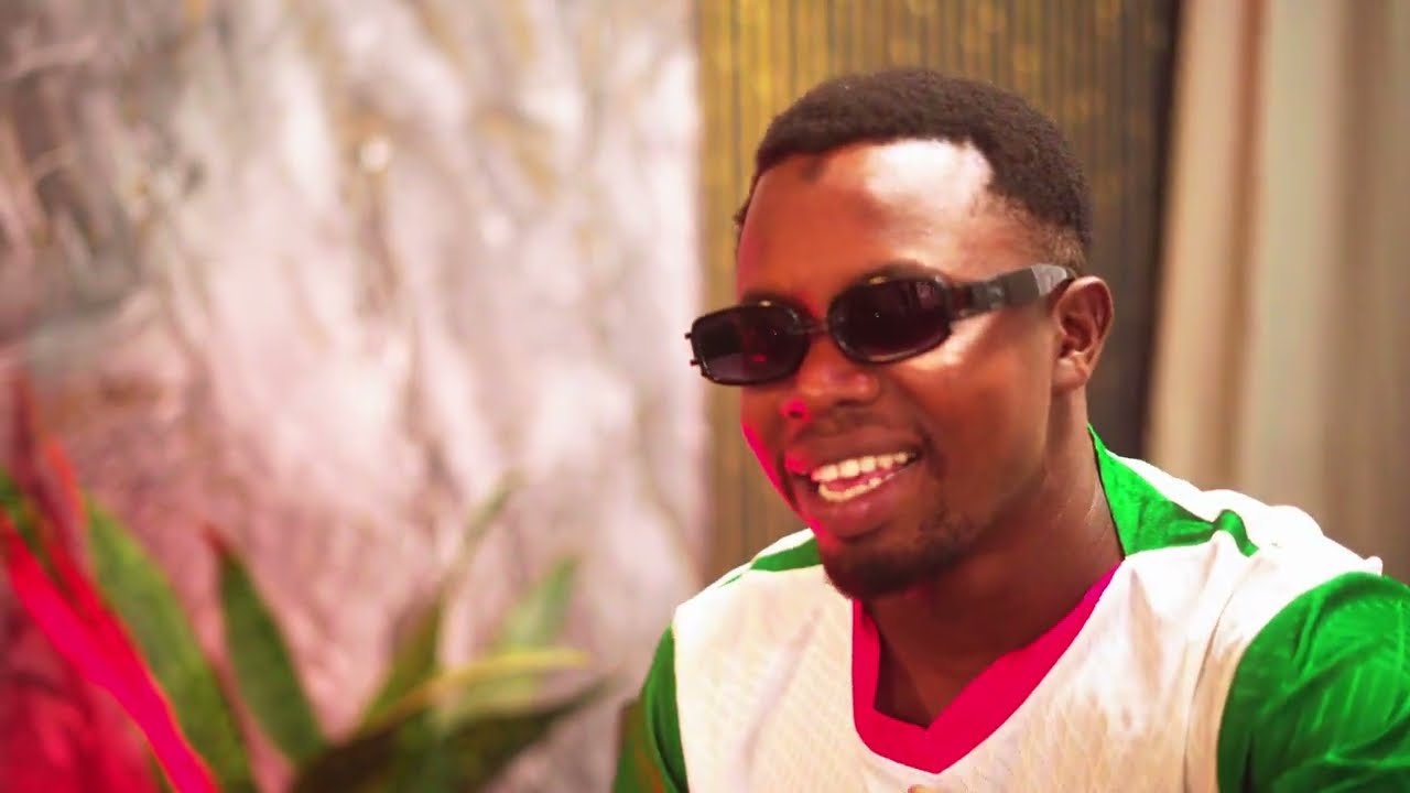 After Ndogou   Edition 2026 #8   Fake Friend Visualizer