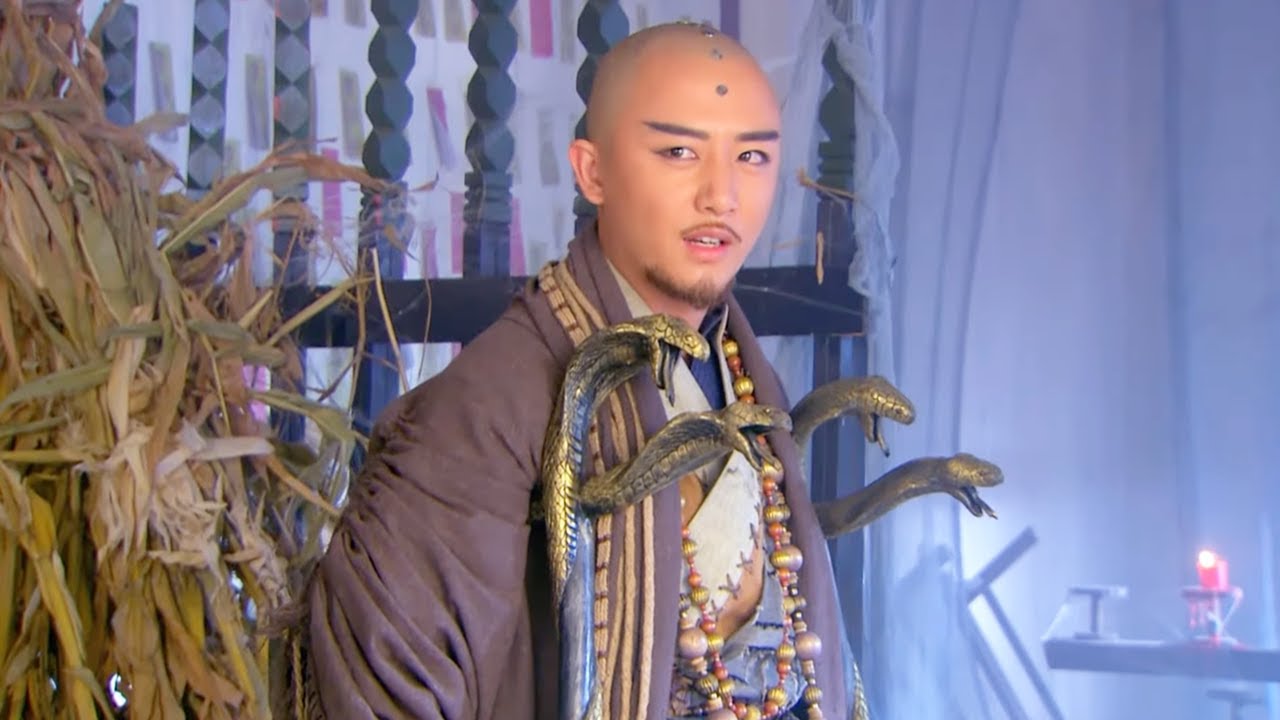 Kỳ Nhân Bí Ẩn Tung 1 Chiêu Xuyên Gáo Dừa Cao Thủ Tây Vực | Filmroom TV