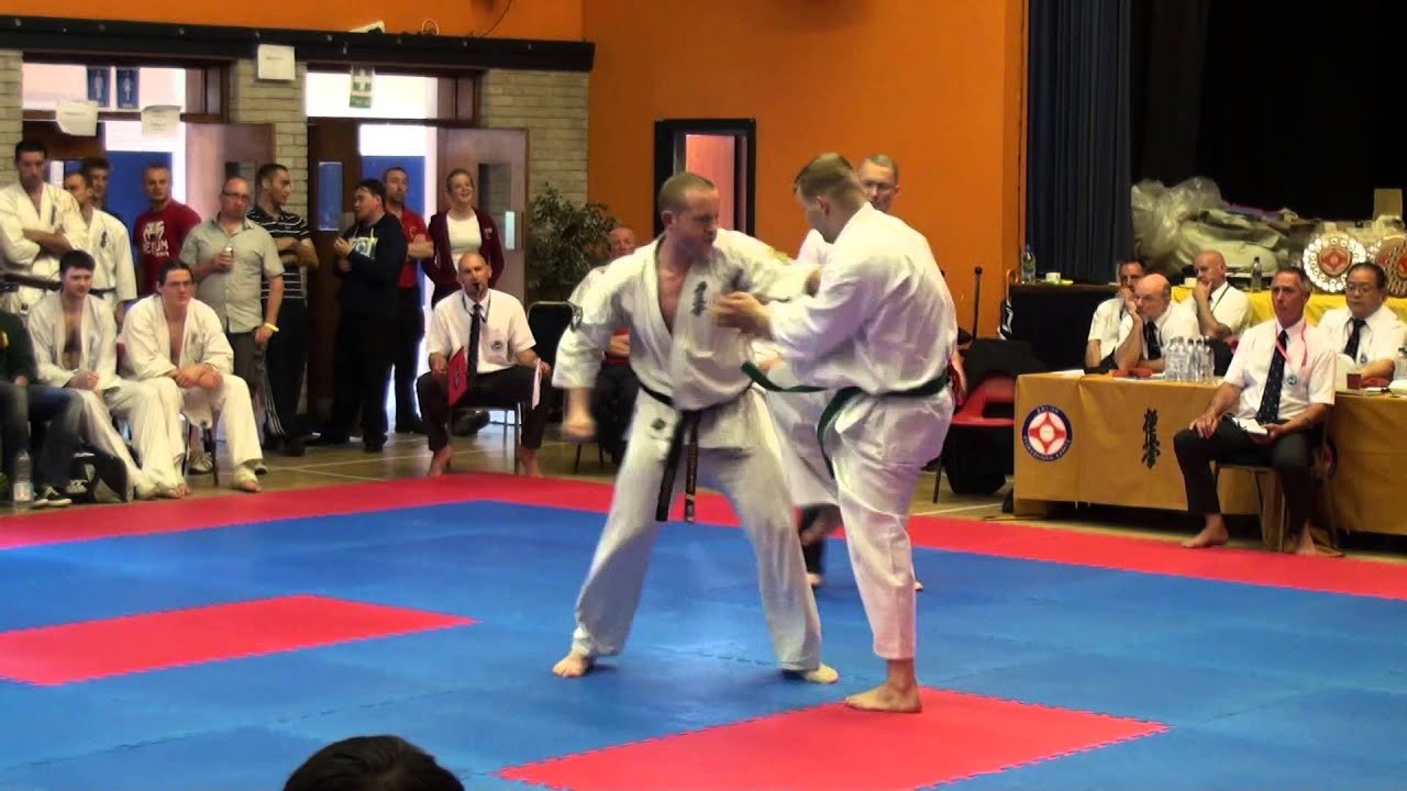 Sarunlias Ravinauskas (BKK Northampton) v Dave King (Irish Karate Kyokushinkai) Men's Open HW