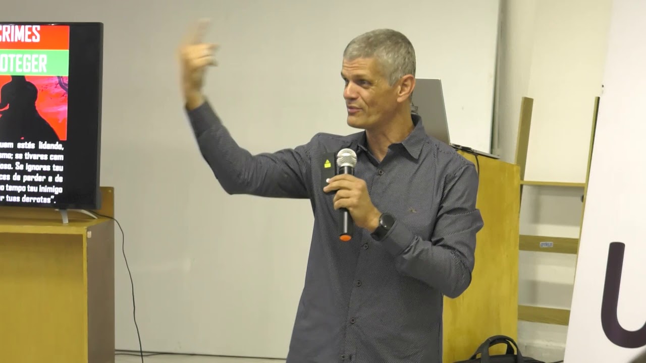 Palestra sobre cybercrimes com Giovani Santoro | UNINABUCO