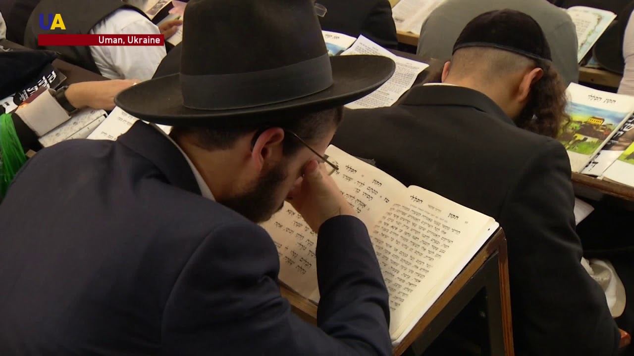 Tens of Thousands of Jews Come to Uman for Rosh Hashanah
