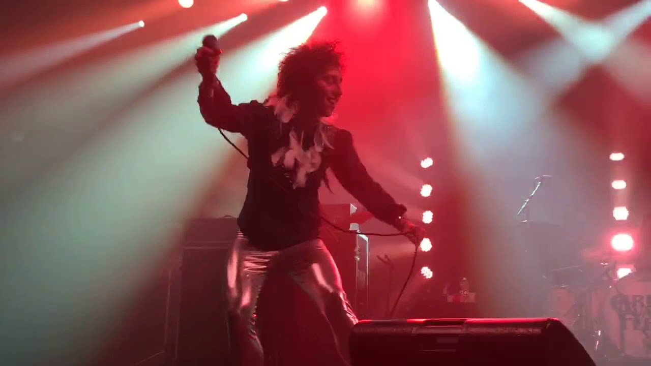 Greta Van Fleet 'Safari Song' with drum solo at The Armory in Minneapolis, MN USA - 7.3.18