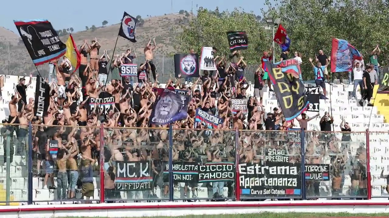 L'ARRIVO DEI CATANESI A CASERTA - ULTRAS CATANIA - CASERTANA VS CATANIA