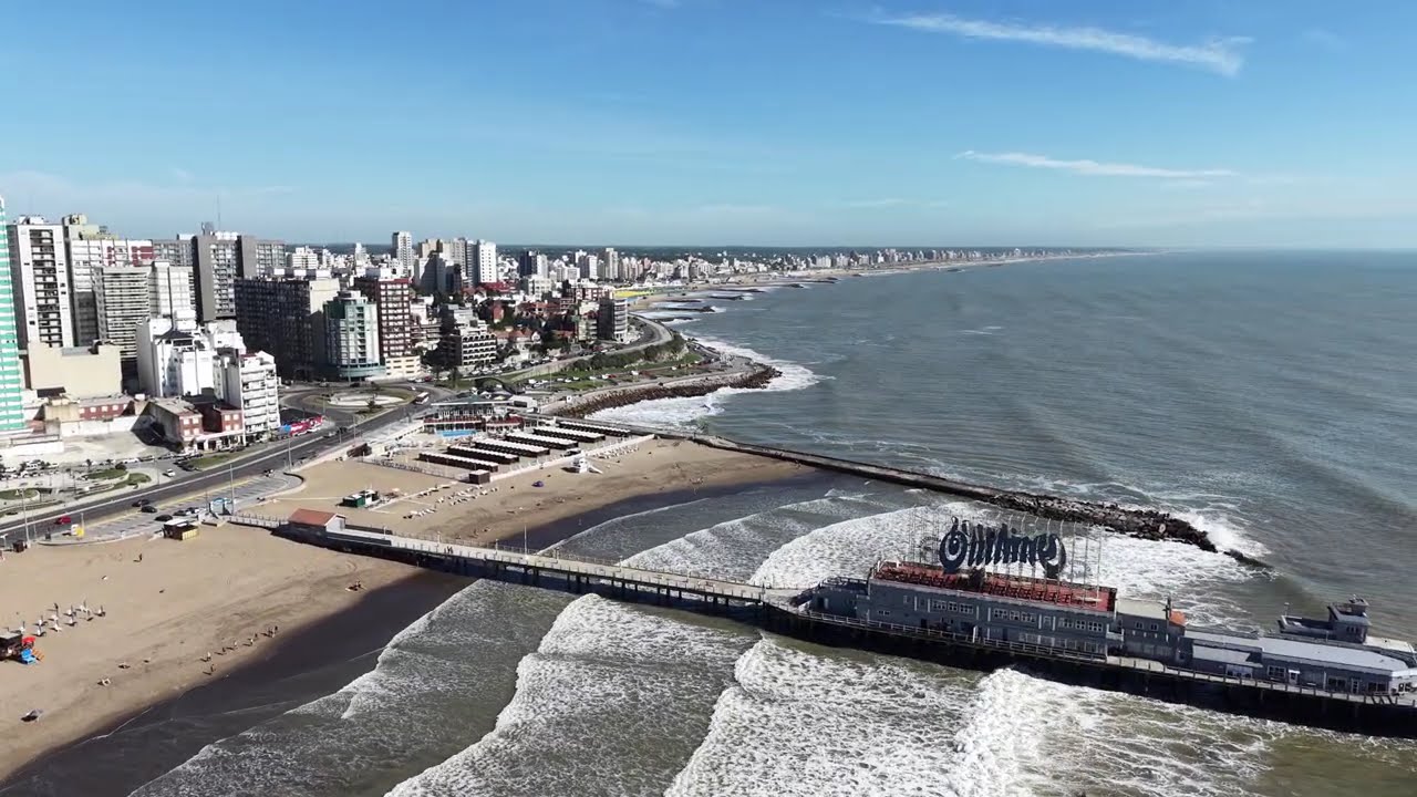 Mar del Plata – Del Muelle de los Pescadores a Playa Alfonsina (Drone)