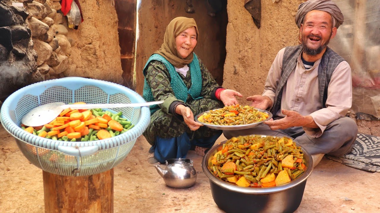 Lifestyle Old Couple in Cave: Delicious afghani Food Recipe || Village Life afghanistan