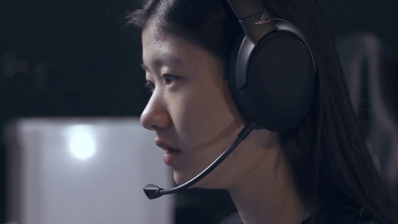 AI Noise Cancelling TESTED! ROG Strix Go 2.4 Headset Introduction | ASUS ROG Singapore
