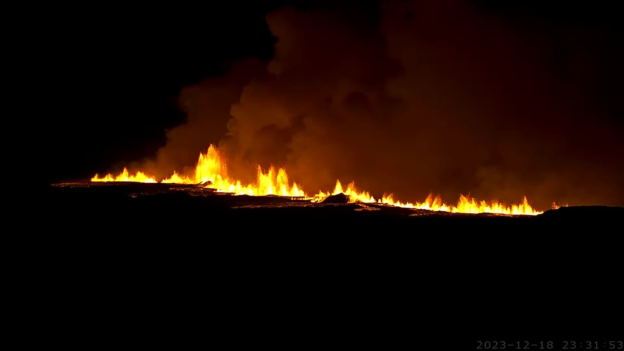 Gríndavik eruption fissure opening - 20x time lapse