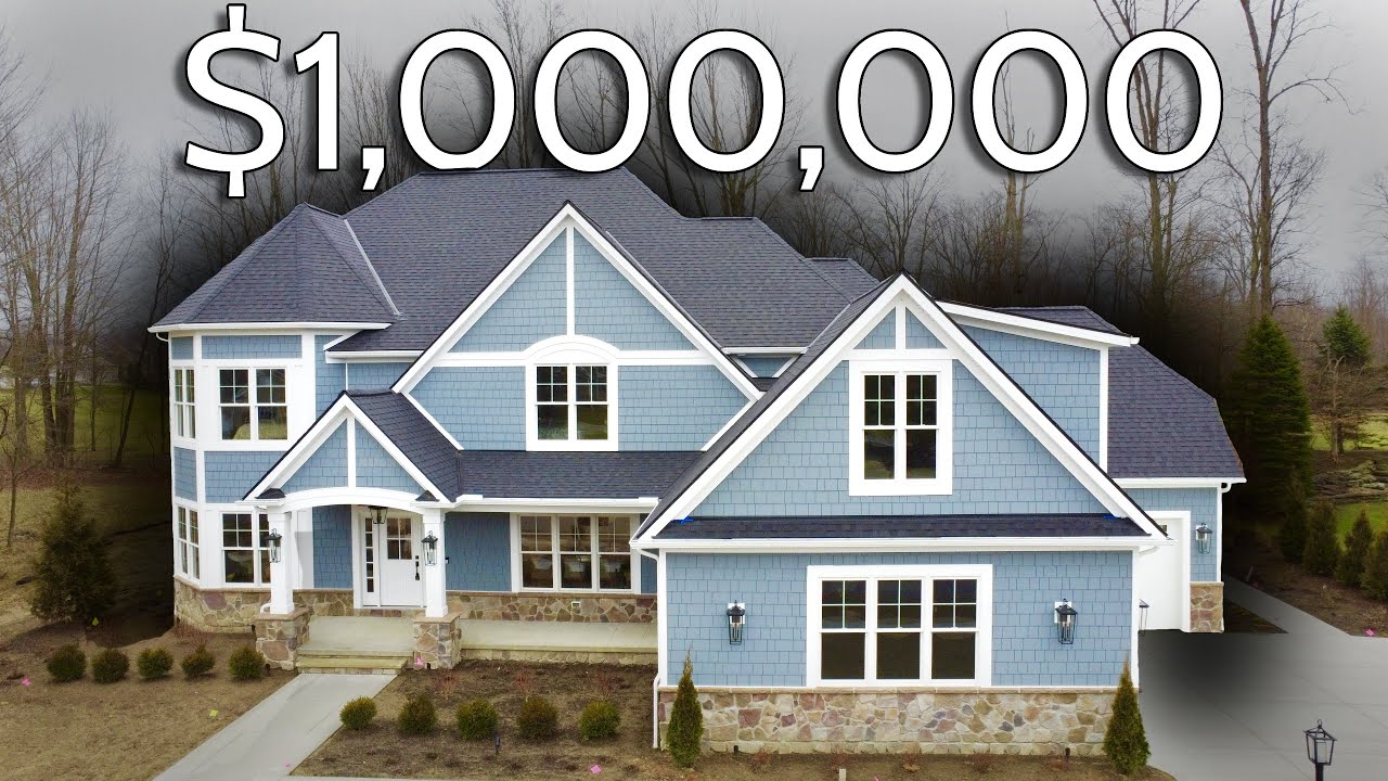Touring a $1,000,000 Ohio Mansion on a Golf Course