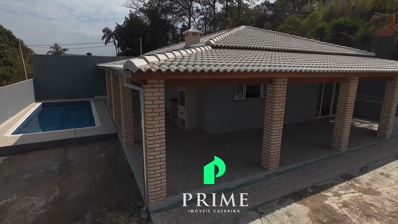 OPORTUNIDADE APENAS R$ 550.000,00! CH&Aacute;CARA NOVA COM PISCINA  NO DONA CATARINA EM MAIRINQUE.