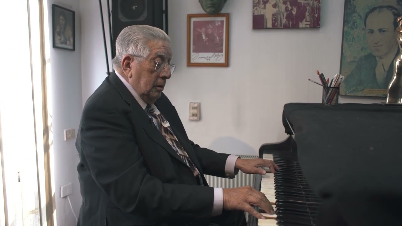 LaVitrola.cl: Valentín Trujillo - Medley de Pin Pon