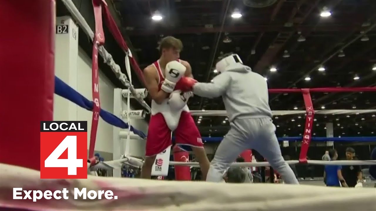Top boxers desended in Detroit's Huntington Place