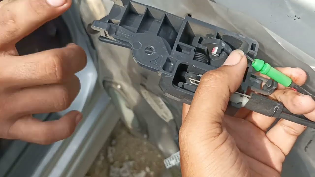 Penyebab Handle Pintu Dalam Avanza Tidak Fungsi / Rusak