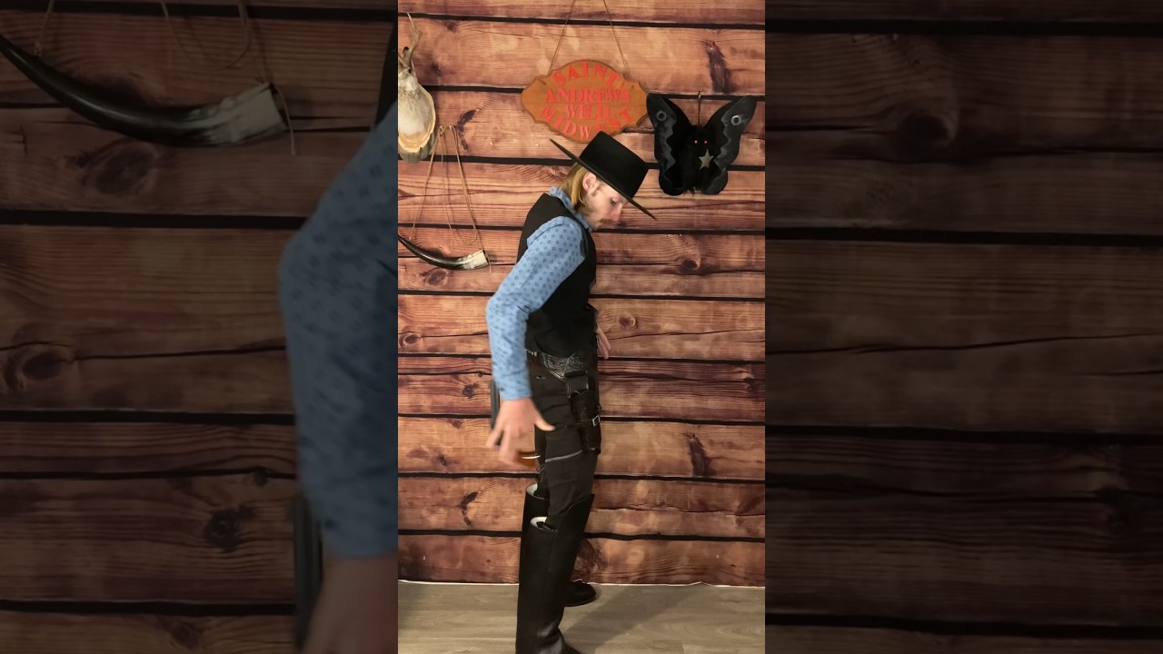 RED DEAD REDEMPTION II Gun Spinning #wildwest #singleactionshootingsociety #gun #rdr2 #gunspinning