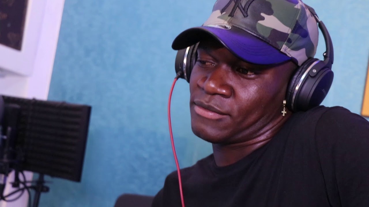 MAIS UM LIVE SET SEM MANEIRAS DE AFRO HOUSE E KUDURO COM O GRANDE DJ BLACK SPYGO- Curta Agora