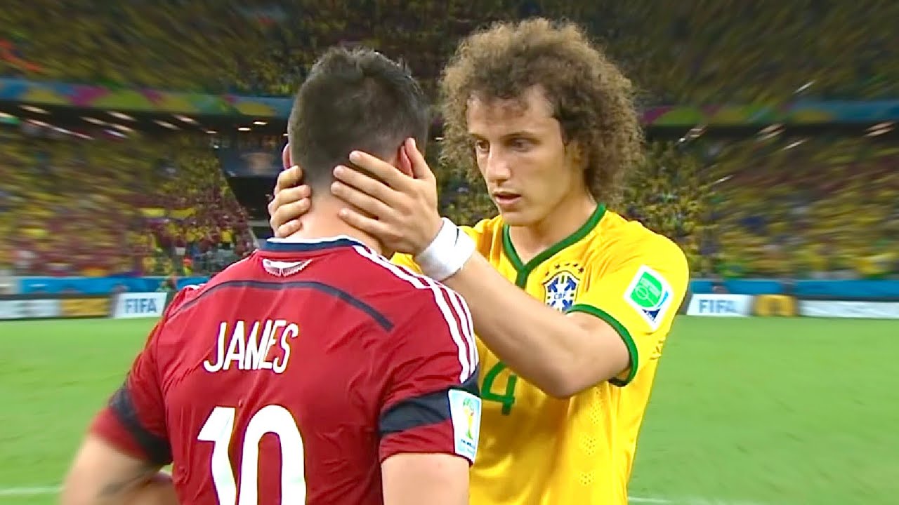 10 Unforgettable David Luiz Moments