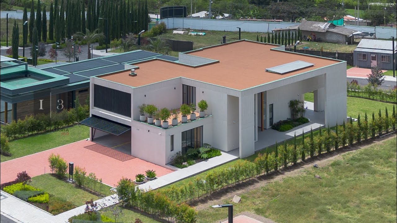 I3 Casa de venta en Puembo-Quito
