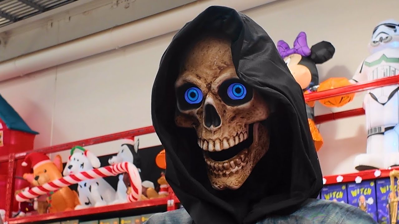 Walking To Bunnings To Check Out Spooky Season Merch. #halloween