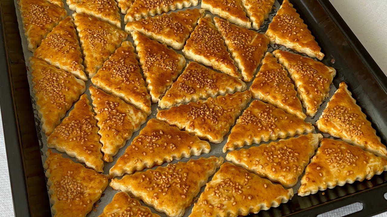 ÇOK BEREKETLİ❗️ÇOK LEZZETLİ ❗️BİR KISMINI HEMEN YAP ❗️KALANI BUZLUĞA AT❗️TUZLU KURABİYE TARİFİ💯👌