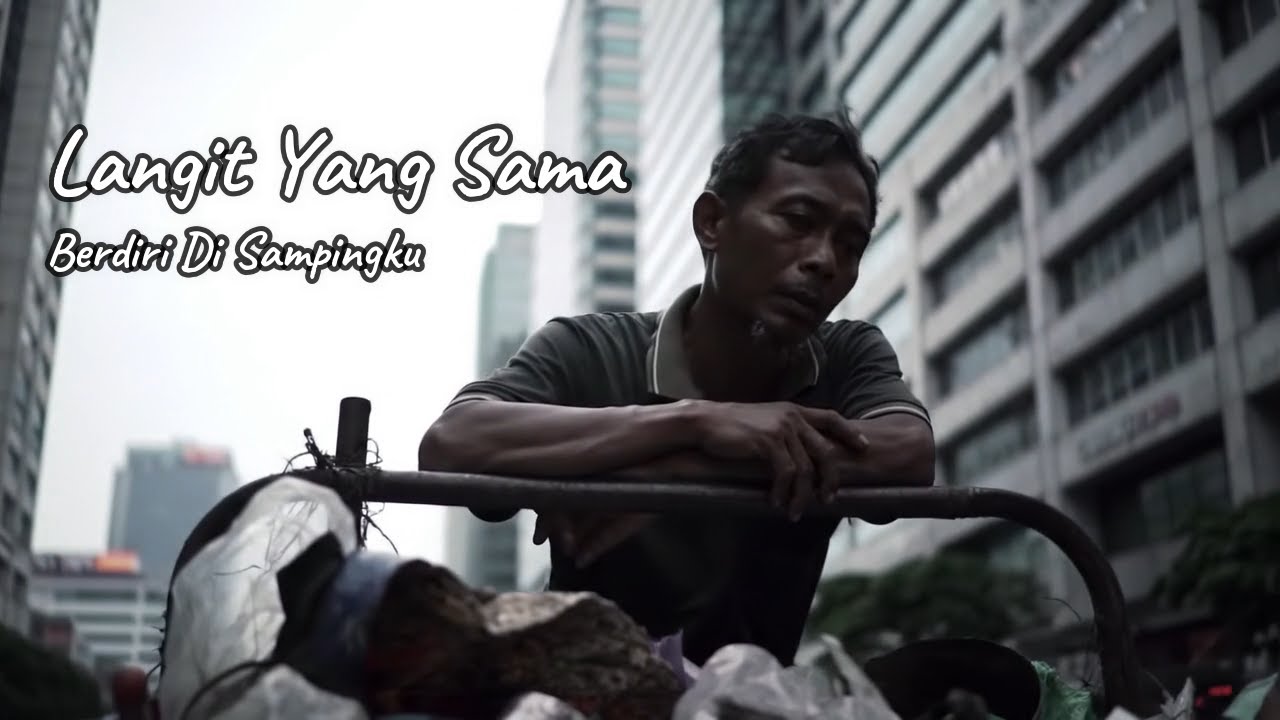 Berdiri DI Sampingku - Langit Yang Sama (Official Video Lyric)