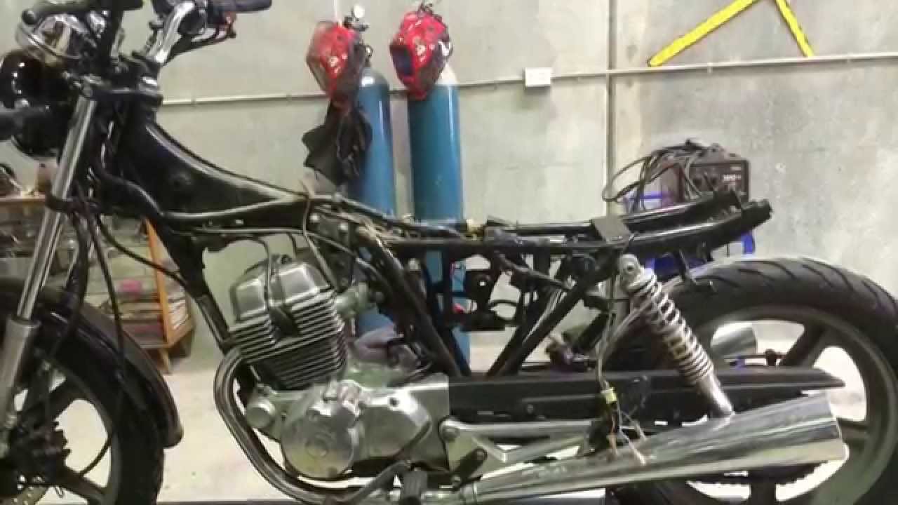 CB250 cafe racer build Pt.2