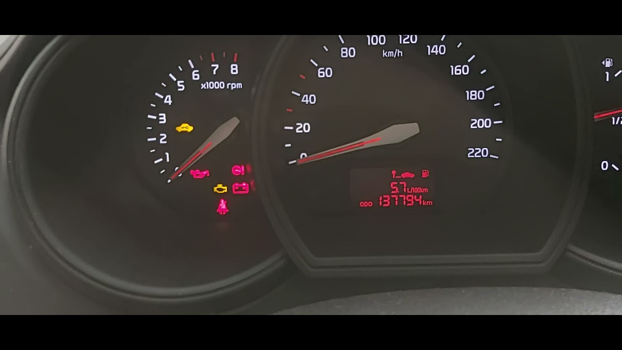 Adaptation clé programation et apprentissage de clé  d'origine  manuelle de Kia Rio