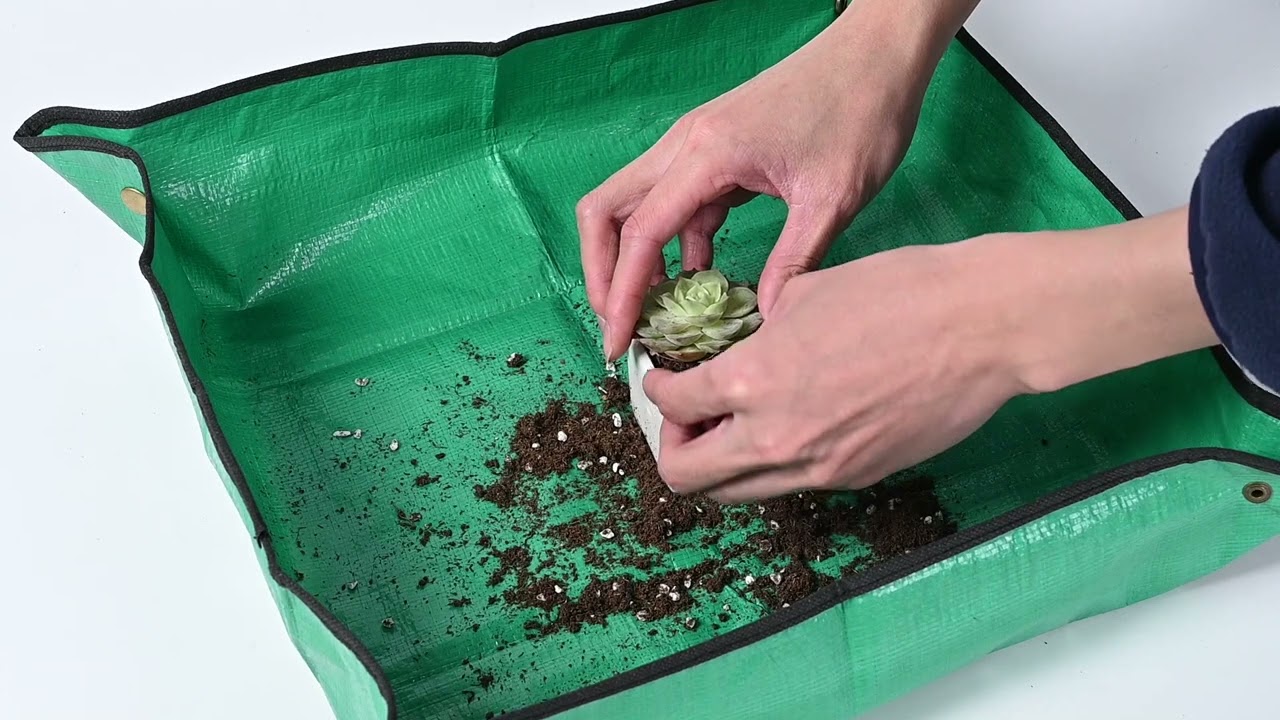 Waterproof Plant Repotting Transplanting Square Foldable Gardening Mat 18
