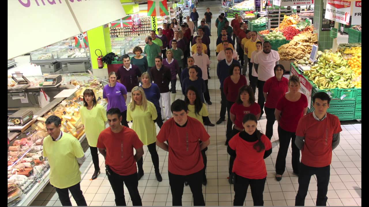 Tetris Humain Géant à Auchan Mériadeck