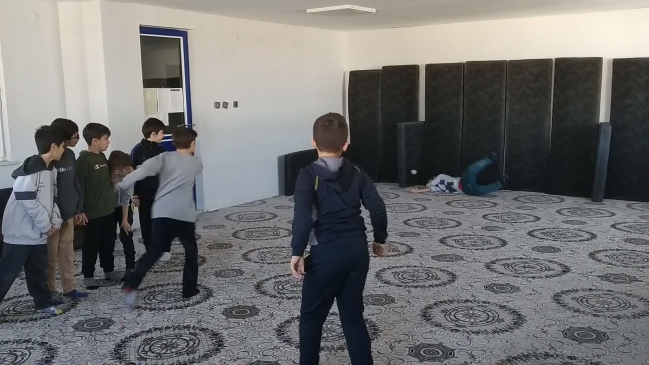 HEY GİDİ GENÇLİK