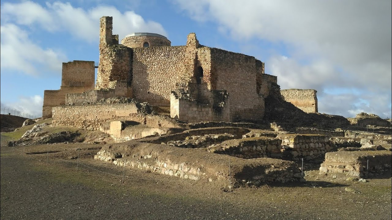 Calatrava la Vieja, Castillo que pasó de manos musulmanas a cristianas, visita guiada