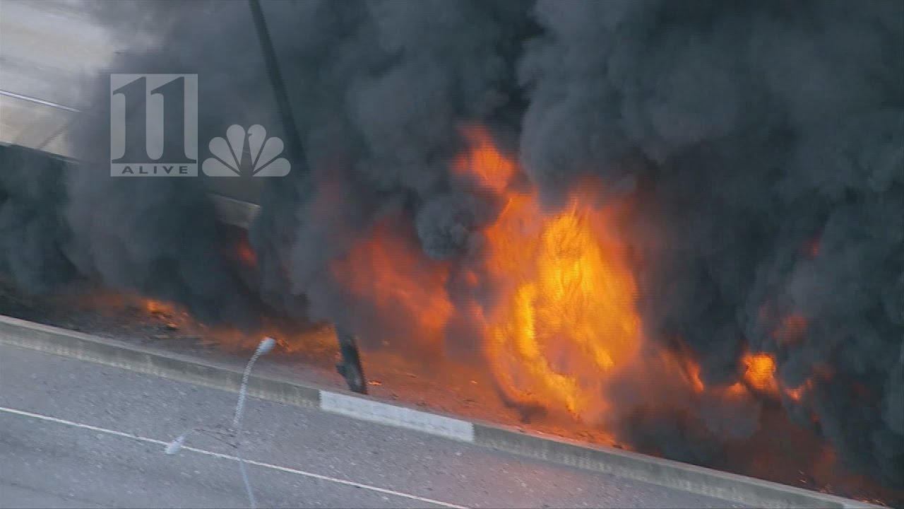 Massive fire on Interstate 85 in Atlanta