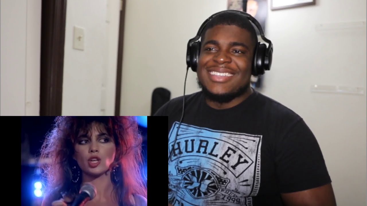 The Bangles - Walk Like an Egyptian (Video Version) REACTION