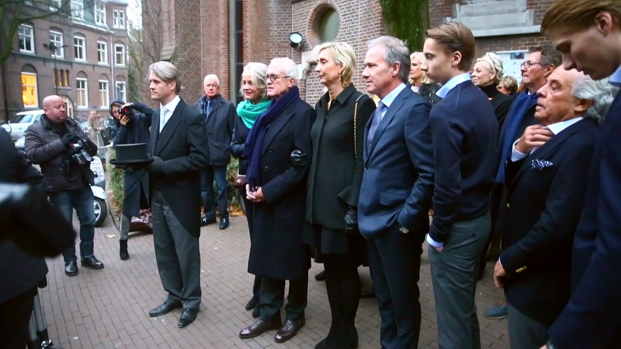 Uitvaart Joop Braakhekke vanuit de Vondelkerk in Amsterdam
