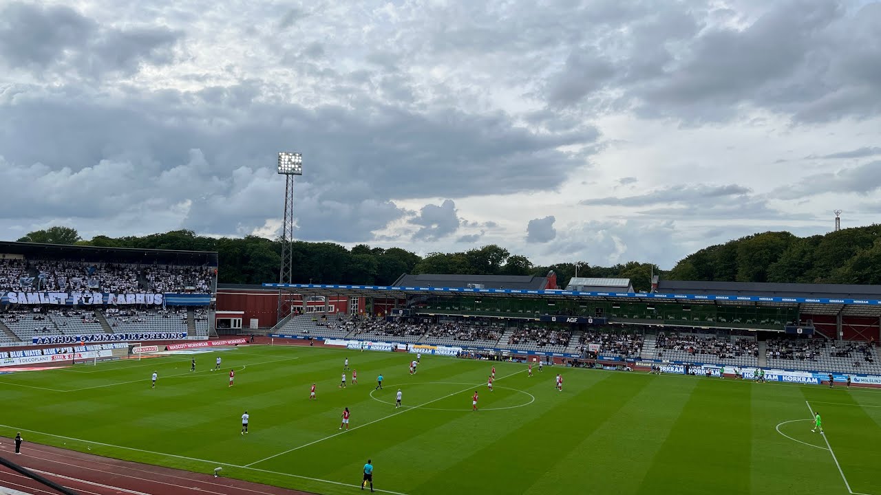 Scenes in the Superliga - AGF Aarhus vs Silkeborg