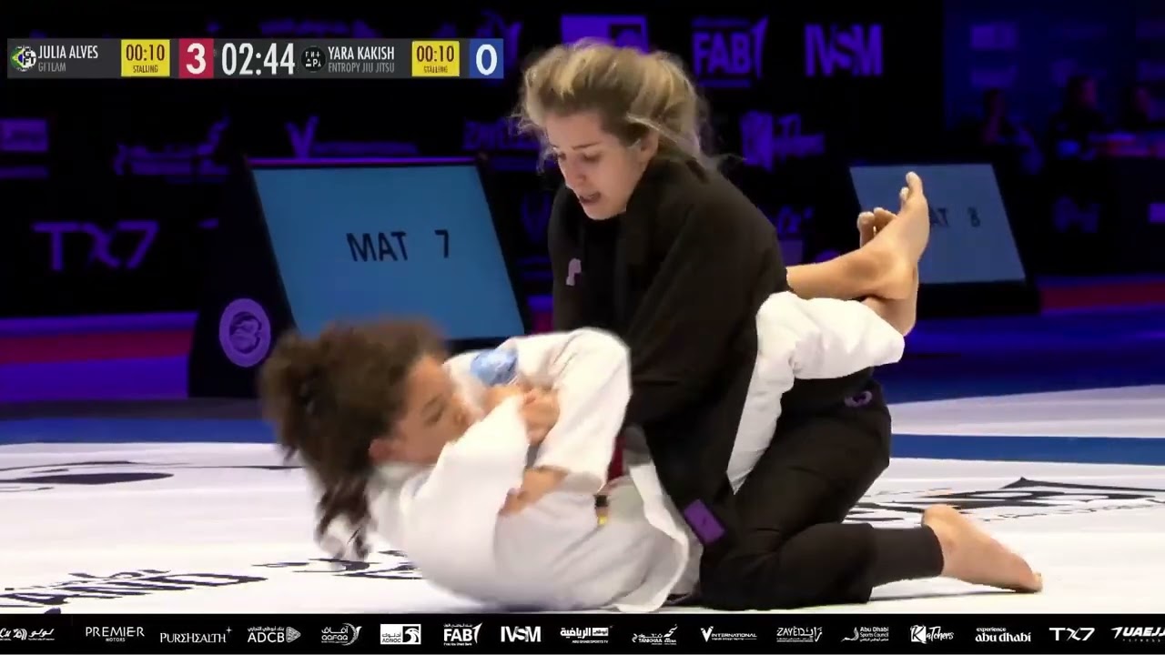 JULIA ALVES vs YARA KAKISH  -  GRAND SLAM JIU-JITSU ABU DHABI 2024