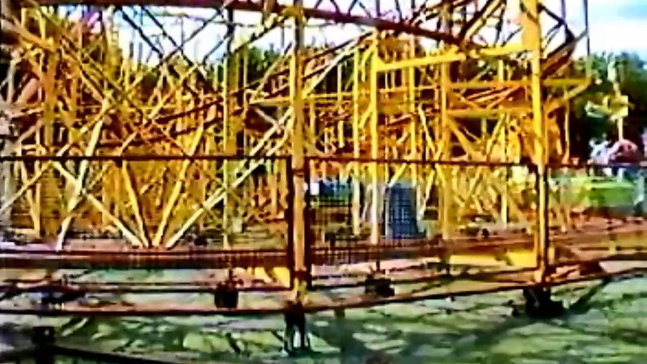 Duisburg- Kirmes vor dem Stadion 1989