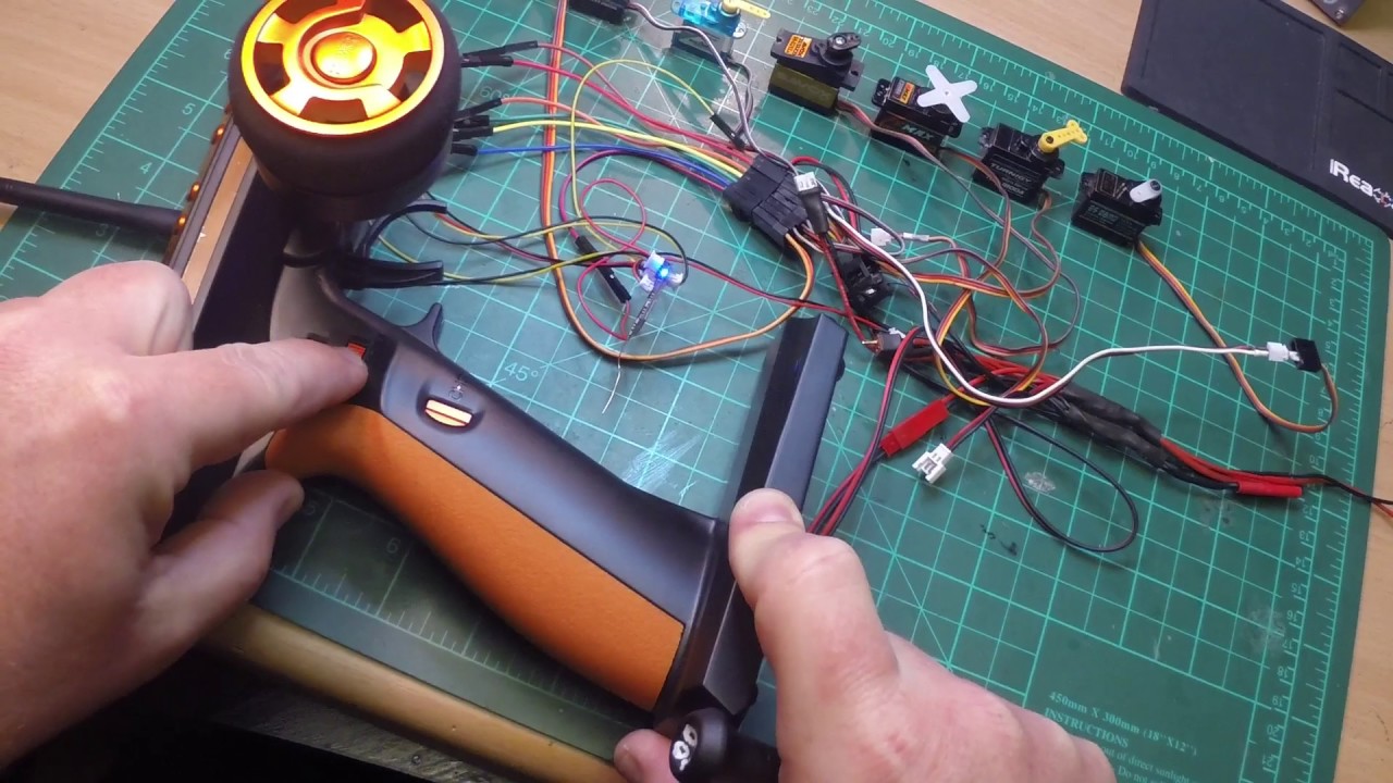 DasMikro 8-Channel Ultra Micro Receiver with 8-Ch Flysky GT3C Transmitter (hacked firmware)