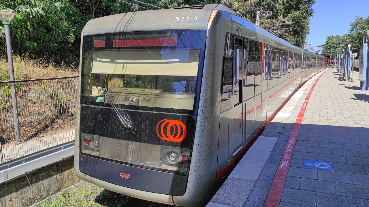 Metro de Bilbao: Estación de Aiboa (serie 500, 550 y 600).