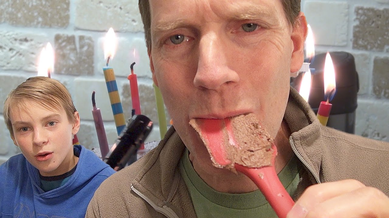 🎁🎂 A VEGAN BIRTHDAY CAKE??? 🎂🎁 - vlog e146
